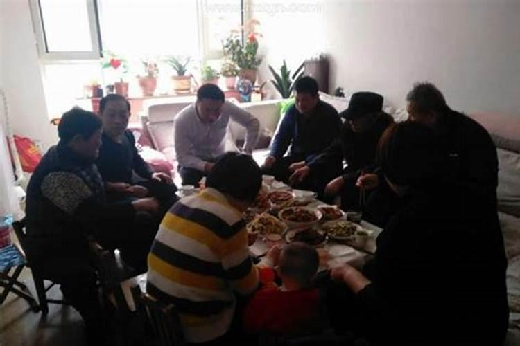 梦到走亲戚是什么意思 梦到走亲戚好不好