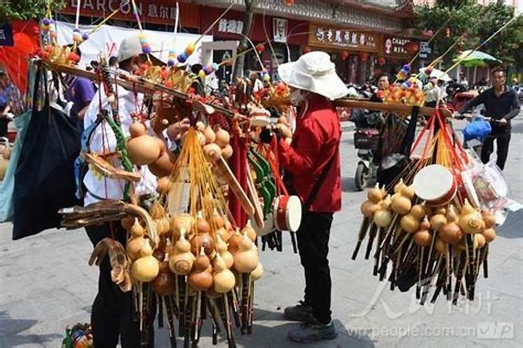 害太岁、破太岁、值太岁、刑太岁分别都是什么意思啊