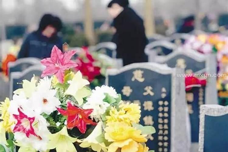 阴历2007年7月25号属猪男孩五行属什么？