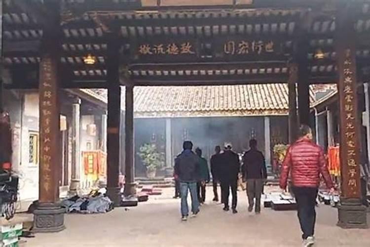 梦见怀孕的女鬼有什么预兆？是什么意思？