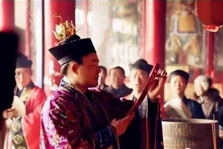 2025年1月5日小寒生的男宝宝五行属什么,男孩免费八字起名