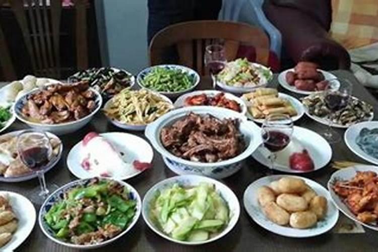 梦见吃老板的剩饭剩菜的预兆