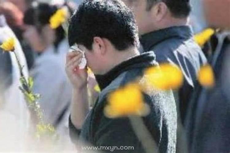 孕早期频繁梦见死去亲人意味着什么