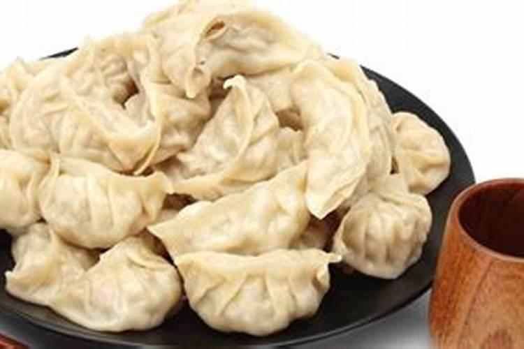 梦见吃饺子是什么意思？