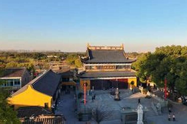 2025年1月22日过小年的清晨,该对爱人说什么样温馨的问候语呢