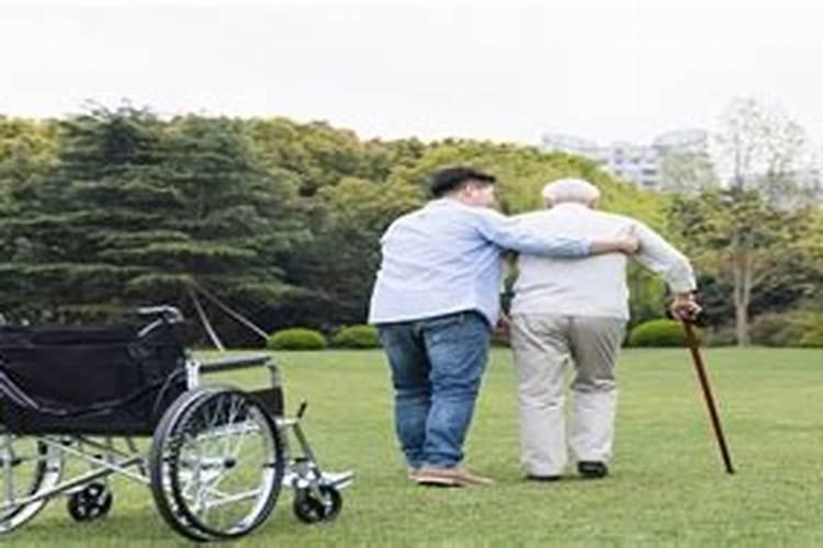 梦见死去的爷爷出殡