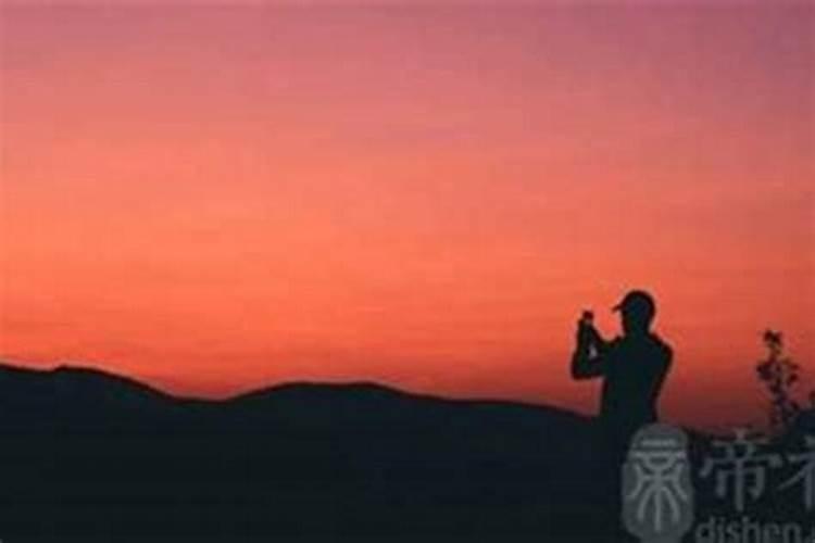 梦见坟地是什么兆头周公解梦