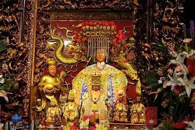 初二敬财神还是初三敬财神？