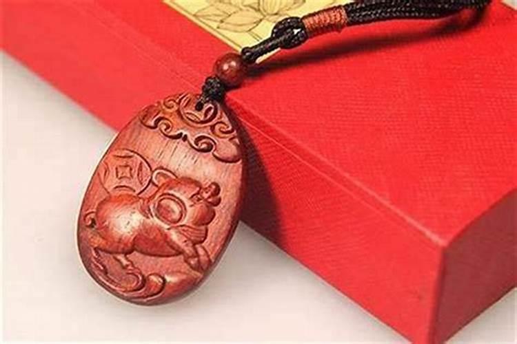 本命年红绳买什么样的 本命年佩戴红绳有什么讲究