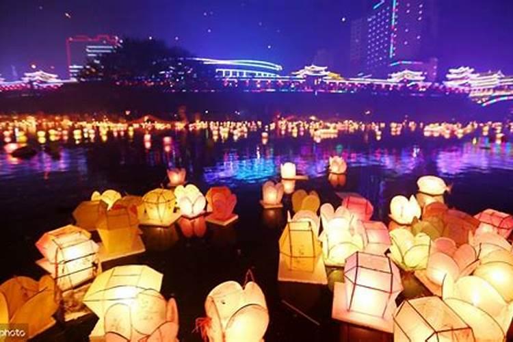 中元节可以拜财神吗 在中元节可以拜财神吗