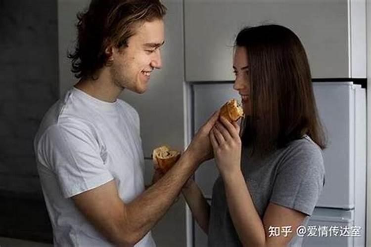 为什么我连续两天梦到了同一个人,而且是不完全认识的？