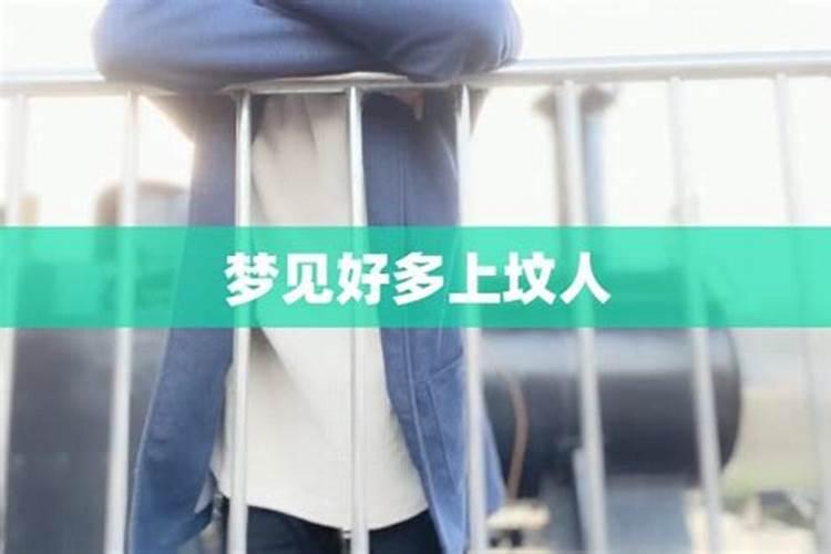 1949年出生的属牛人2023年运势,1972年属鼠的财运