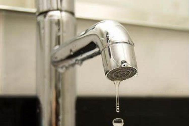 梦见家里卫生间水管漏水的预兆