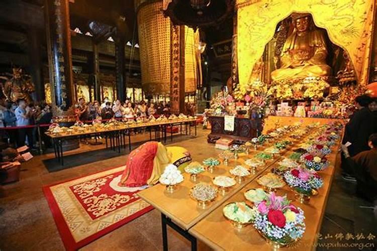 阴历七月十三给父母烧纸后七月十五还能去烧纸吗？