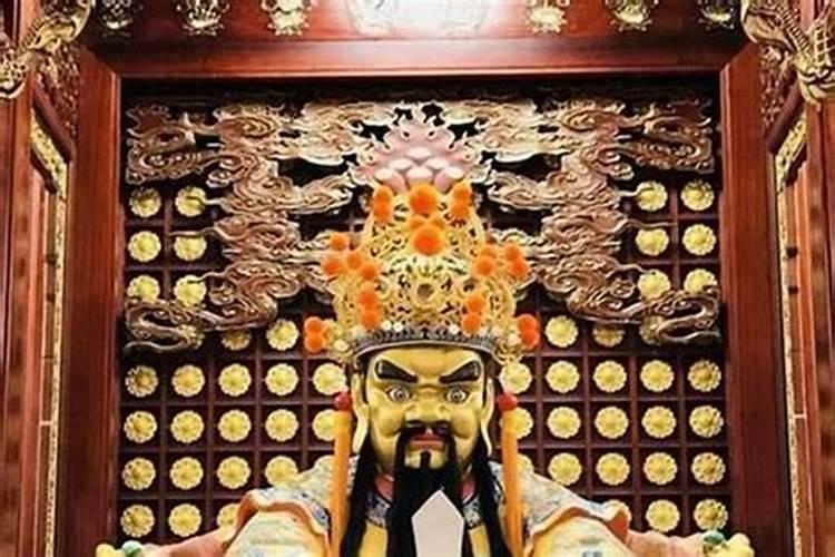 梦到前男友找自己复合怎么回事