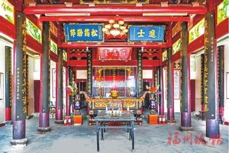 《儒林外史》第四回人物分析是什么？