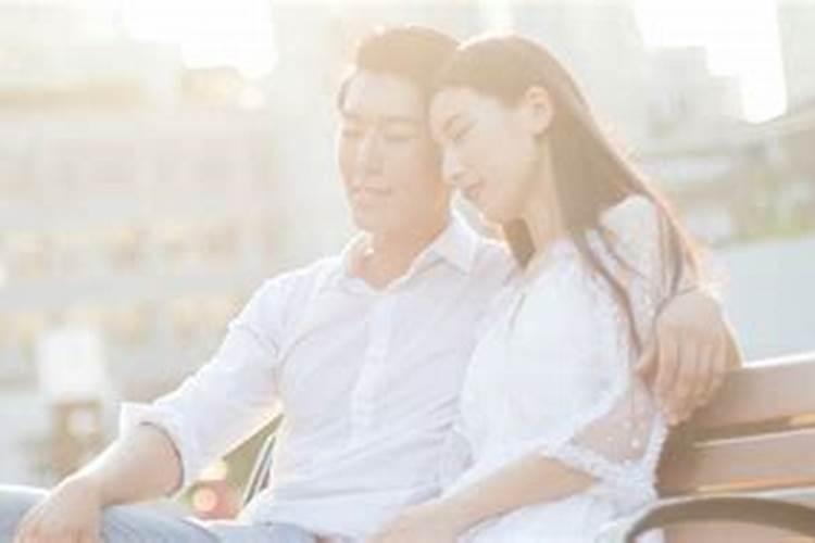 梦见老公前女友回来找他了 什么寓意