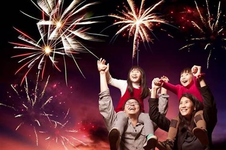 梦见放烟花时有凤凰向我飘来的预兆