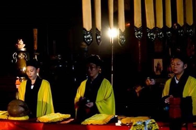 命理方面:什么叫“命犯童子”？