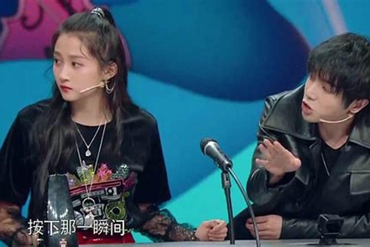 梦见一群熟人到我家吃饭