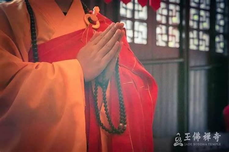 母亲去世第一年的七月十五用不用上坟