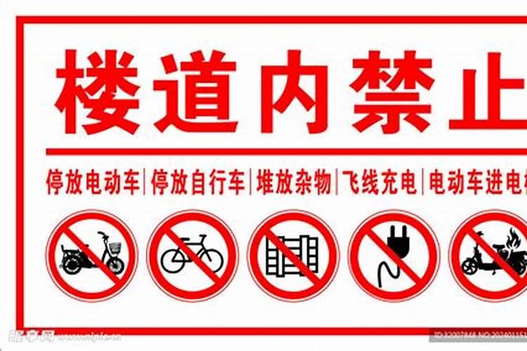 太岁锦囊满一年直接扔河里吗