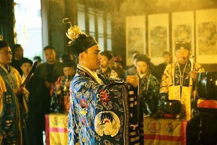 属羊女和属虎男婚配合适吗,属虎男生和属羊女生婚姻配吗