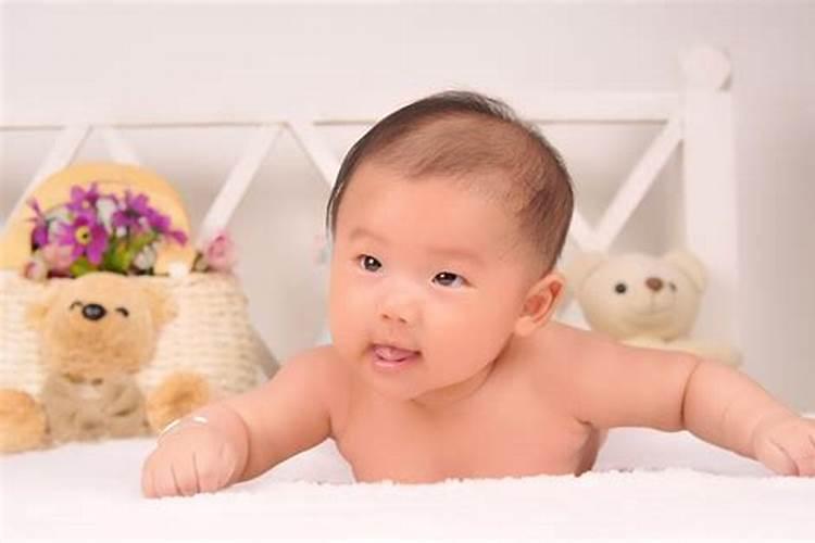1999年属兔男士(26岁)2025年运势揭秘,看看每月的好运来袭