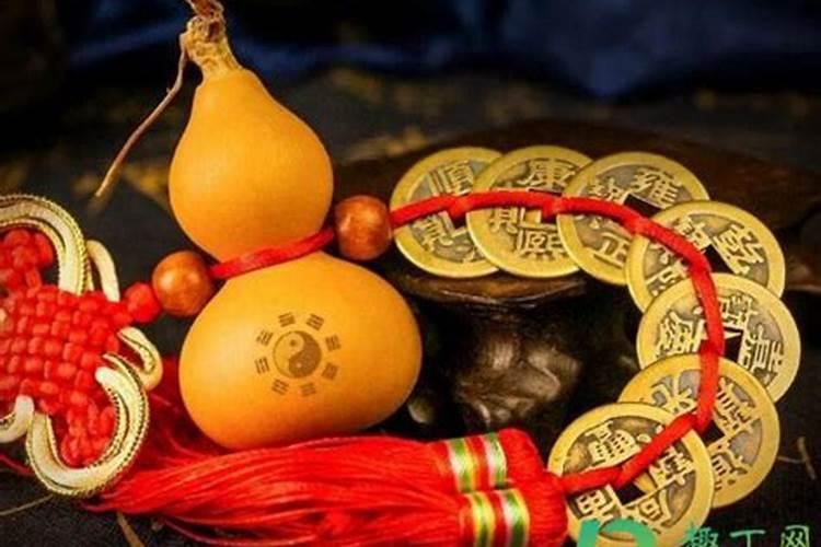 2025年属马犯太岁佩戴什么化解