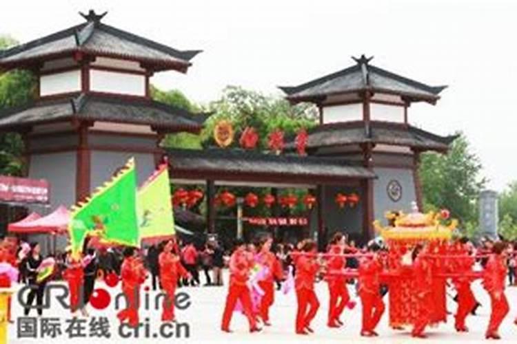 农历一九八三年三月十五是哪个星座