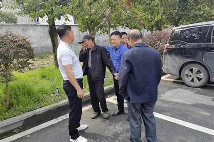 96年属鼠何时行大运,96年属鼠什么时候交运