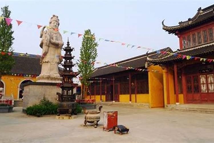 高邮镇国寺大雄宝殿简介