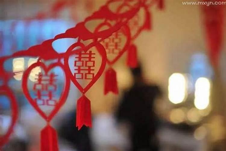 女属鼠的和什么属相最配(女属蛇的和什么属相最配)