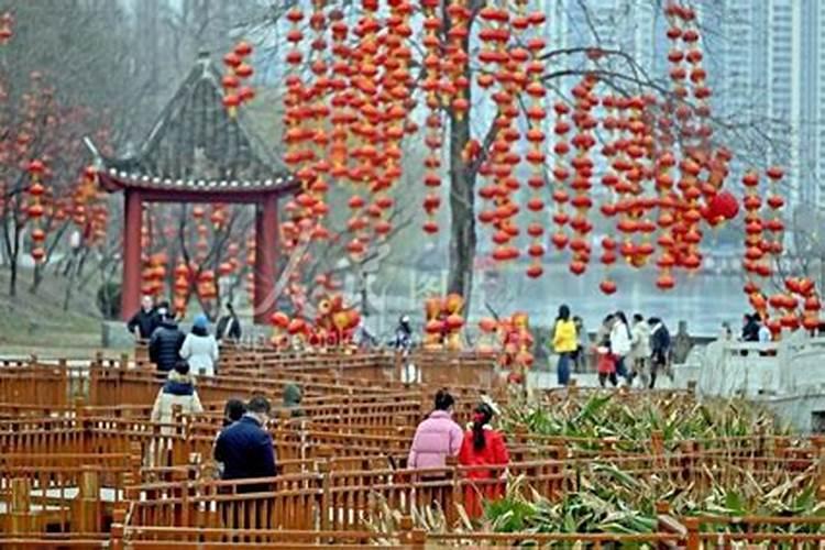 荆州这边过年有些什么民俗？