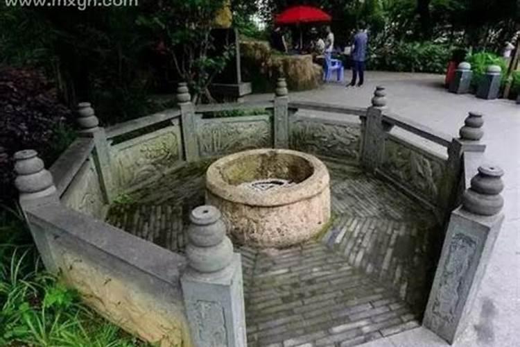 易学大师分析:1973年属牛2022年运势