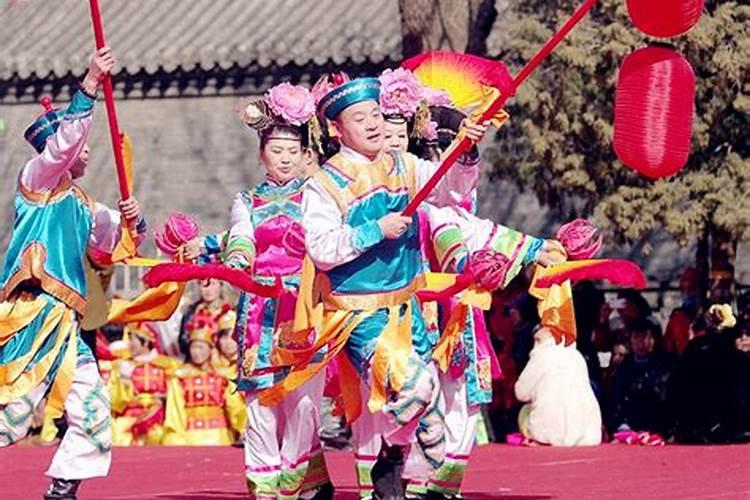 中元节有什么习俗 中元节为什么要回老家上坟
