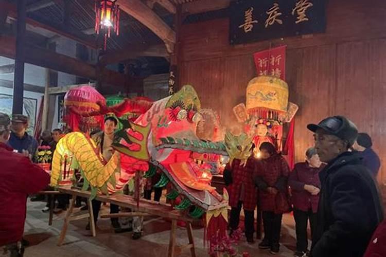 浙江不是有个衢州市吗,那里龙游县的小年到元宵的习俗是什么？