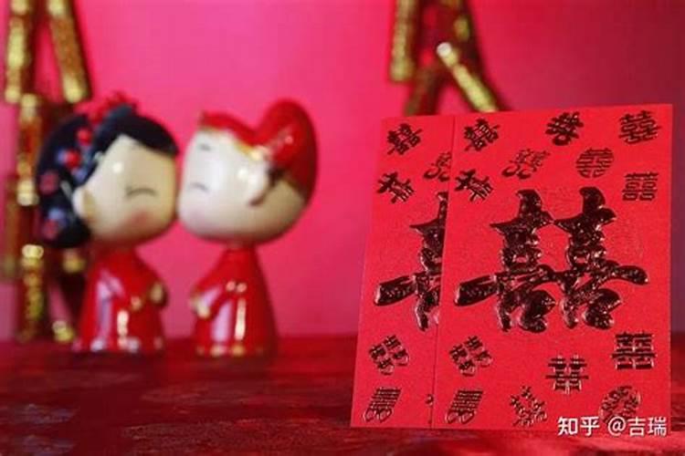 两人都是对方的桃花劫