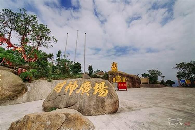 正月初二想出门旅游一天,不知去哪好。