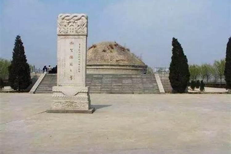 八字命理里财库和墓库有什么差别？