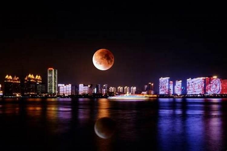 阳历8月15具体是什么日子