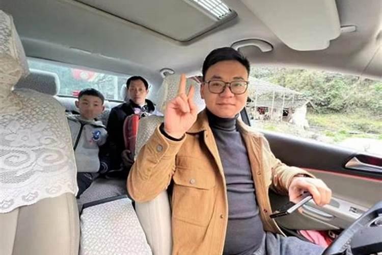 离婚后仍住在一起,男子吵架砍伤前妻被判刑十个月,既然离婚了为何还同...