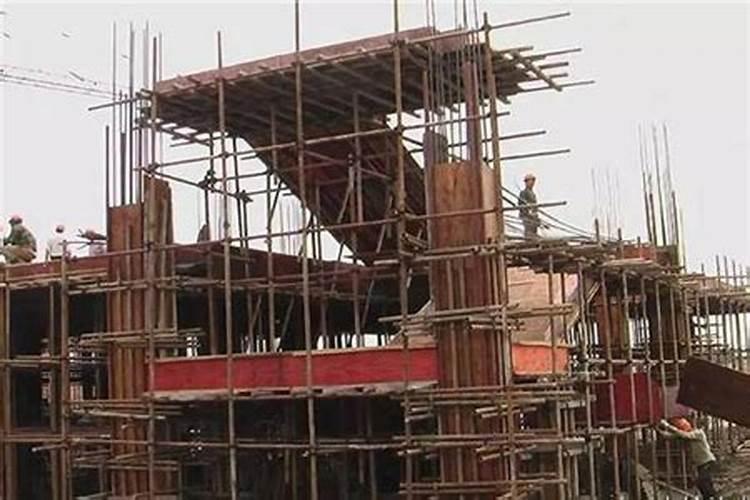 2024不能建房的生肖 属牛人破太岁不宜盖房