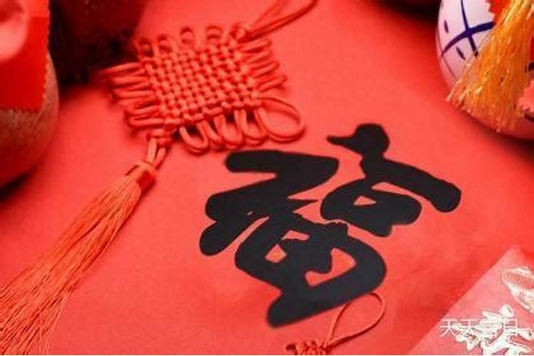 1969年正月初四卯时生五行缺什么,姓钟该取什么名字