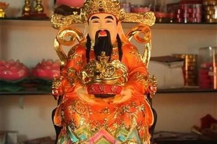 晚上能给财神爷上香吗