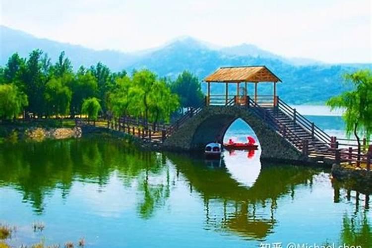 简要介绍一下清明节 清明节有吃什么的习俗