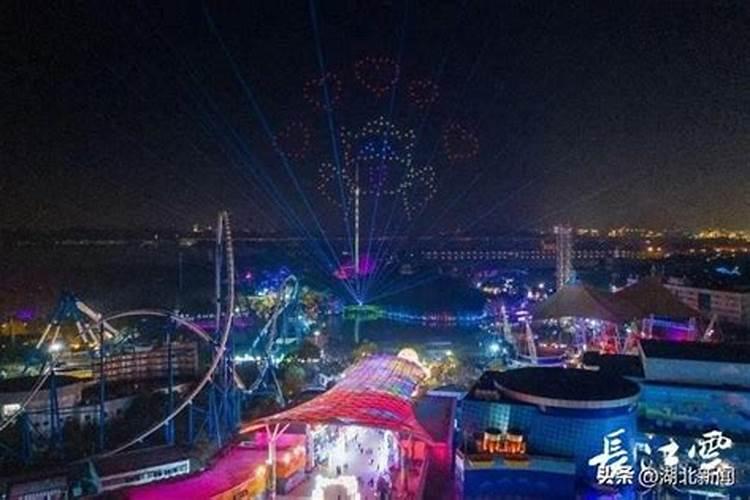 正月初二在汉口火车站有去机场的大巴吗