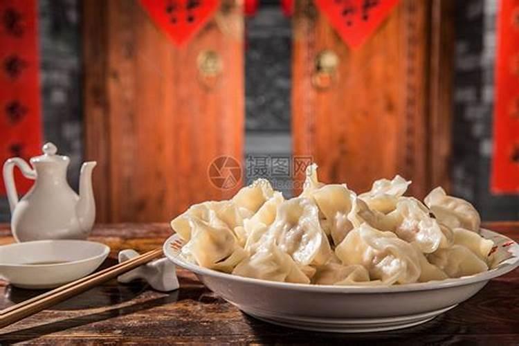 巨蟹座的女生性格深度解析特点特征