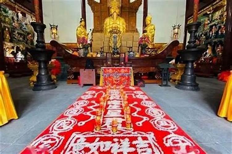 2025年什么属相犯太岁怎么破解