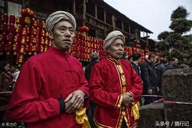 加碘盐的作用是什么？为什么盐里面要加碘？